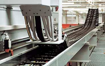 92.30 92.31 Stalowa rynna prowadząca 92.30 92.31 Heavy-Duty Wysokość rynny: 70 mm Dobór produktu Stalowa rynna prowadząca Długość profilu C Długość profilu C zgodnie z wymiarem Steel 92.30 92.31 E2/000 (E2 medium) 2500 255 E6 E6.