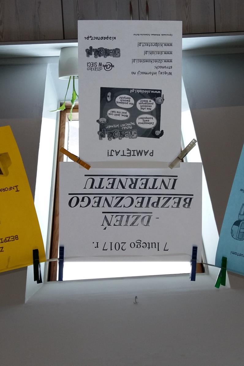 GAZETKI I WYSTAWY Zaprezentowaliśmy materiały dotyczące Bezpiecznego Internetu na : gazetce szkolnej parter, w sali komputerowej 22, przy