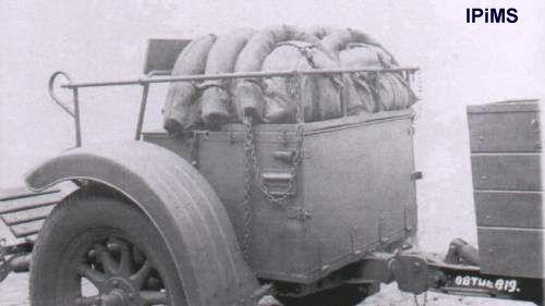 z kablem, tyczki podporowe,