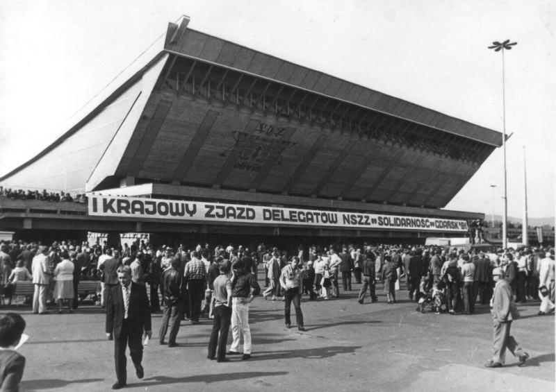 W dniach od 5 do 10 września oraz od 26 września do 7 października 1981 odbył się w Gdańsku I Krajowy Zjazd Delegatów.