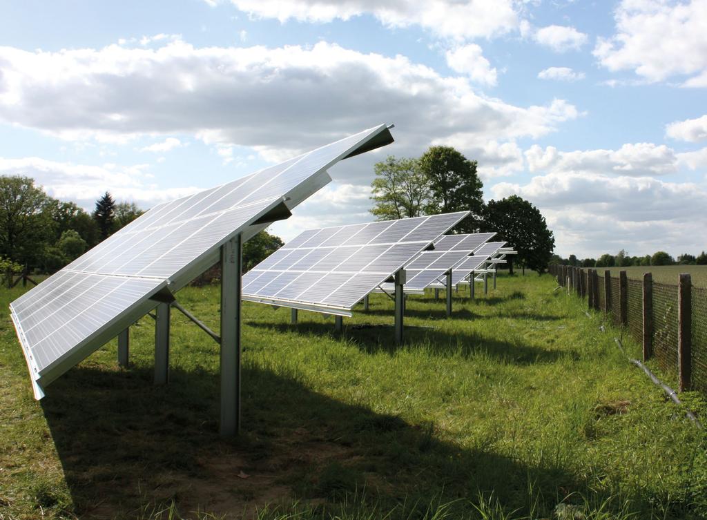 PHOTOVOLTAICS 108 OSTROWICE Voivodeship: Zachodniopomorskie/ Municipality: Drawsko 26 kw In the photovoltaic farm a total of 108 photovoltaic panels and 2 inverters are installed.
