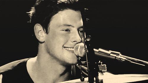 Downloaded from: justpaste.it/qby1 FAQ - Cory Monteith 1.