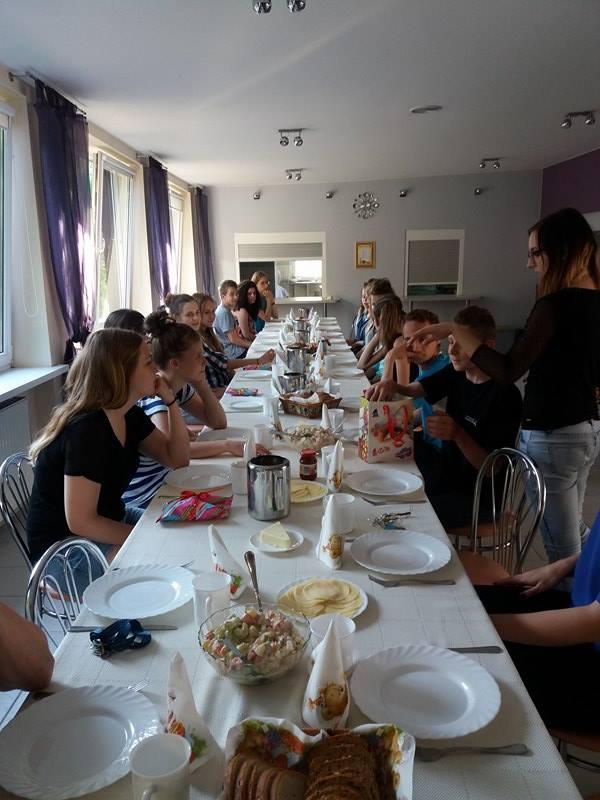 Pożegnanie maturzystów W czwartkowy wieczór 21 kwietnia bursowicze spotkali siękolegów na uroczystej kolacji zorganizowanej z