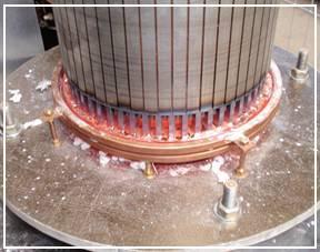 Klasyfikacja metod lutowania w zależności od rodzaju źródła ciepła - Lutowanie indukcyjne - umieszczenie przedmiotu metalowego w zmiennym polu magnetycznym, którego źródłem jest cewka zasilana prądem