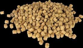 Dobrze trzyma się koszyczka zanętowego, opada wraz z nim na dno i ścieli się w pobliżu przynęty haczykowej. Pellet tworzy w wodzie chmurę zapachowo-smakową.