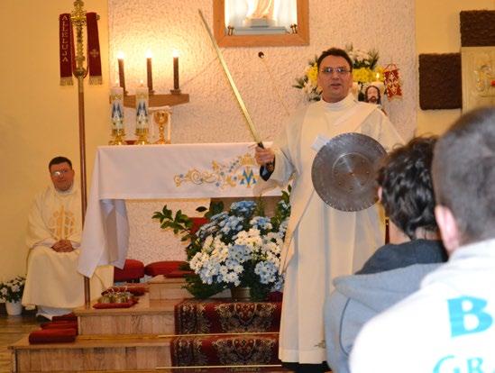 Zawsze bardzo ważnym momentem podczas rekolekcji jest dla mnie Adoracja Krzyża,