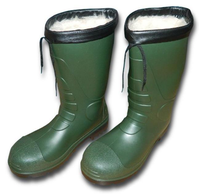 Buty śniegowe BpcvWinter Buty gumowe z PCV (śniegowe): - podeszwa z urzeźbieniem - od wewnątrz ocieplane kożuchem - cholewka zakończona ściągaczem
