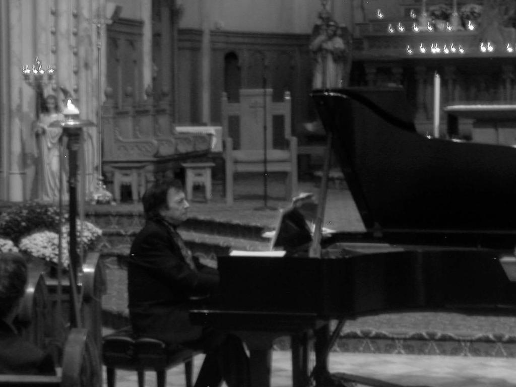 Shrine Church of ST. STANISLAUS Pictured above are two more pictures from last weekend s Chopin event.