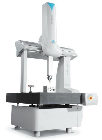 466 MECHANIK NR 5 6/2017 Na uwagę zasługuje opatentowana belka portalu o trójkątnym przekroju, wykonana w technologii TRICISION.