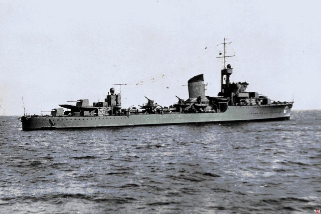 1 ORP Błyskawica Polski niszczyciel, jeden z dwóch zbudowanych okrętów typu Grom, wprowadzony do służby w Marynarce Wojennej w 1937 roku.