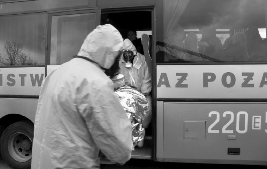 wyposażenia służb ratowniczych.