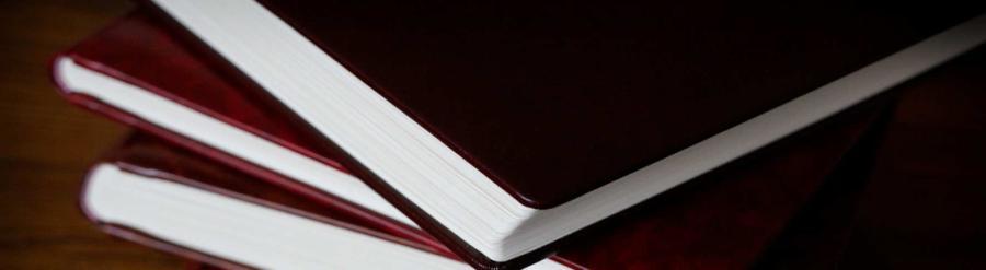 Dodatki: Pakiet 100 zdjęd dokumentacyjny po obróbce podstawowej 200zl Pakiet 200 zdjęd dokumentacyjny po obróbce podstawowej...300zl Dodatkowa godzina pracy.150zł Reportaż z poprawin do 5h.