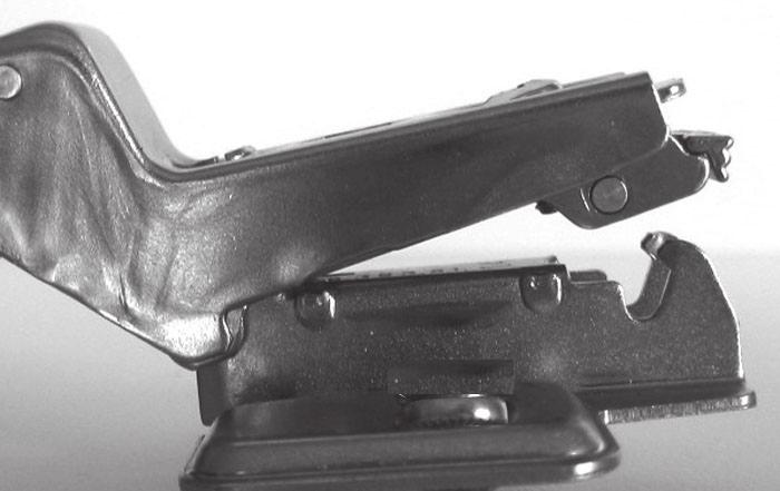 4D008X300