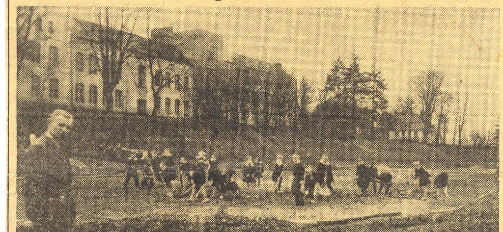 1973/74 r. dwa okresy klasyfikacyjne, wykonanie izby pamięci narodowej, utworzenie izby harcerskiej, wprowadzenie odznak Czyścioszek i Wzorowy uczeń, 1974/75 r.