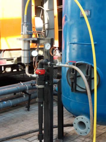 f) Hydrostrumieniowe rozdrabnianie minerałów i materiałów kruchych Zakres usługi: Zastosowanie oryginalnego młyna hydrostrumieniowego zasilanego z hydromonitora zbudowanego na bazie pompy typu