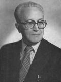 b) prof. Jan Safarewicz cz. 2 W latach 1962 1965 był kierownikiem funkcjonującego wówczas od lat 50. XX w.
