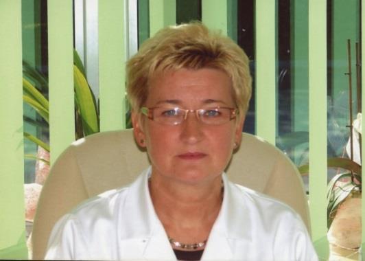 Anna Kwiatek od 43 lat pracuje w służbie zdrowia, zajmując różne stanowiska od pielęgniarki oddziałowej, przełożonej pielęgniarek i naczelnej pielęgniarek Wojewódzkiego Szpitala Zespolonego w