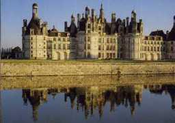 ; Reims - Paryż (200 km) 3 godz; w drodze