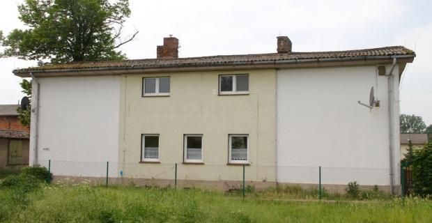 Stan, Powierzchnia Ca?kowita powierzchnia 260 m2 Powierzchnia Mieszkalna 260 m2 Powierzchnia dzia?ki 192 m2 Liczba pi?ter 2 Pokoje 8 Liczba?azienek 4 Stan Potrzebujesz do cz??ciowego lub ca?
