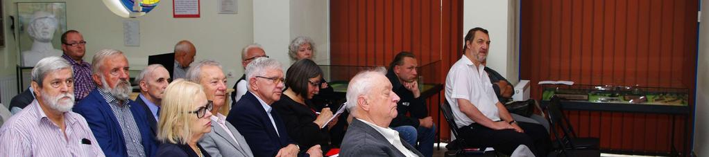 geodeci austriaccy, zrzeszeni w Austriackim Stowarzyszeniu Geodezji i Geoinformacji, wystąpili z inicjatywą umieszczenia na tych