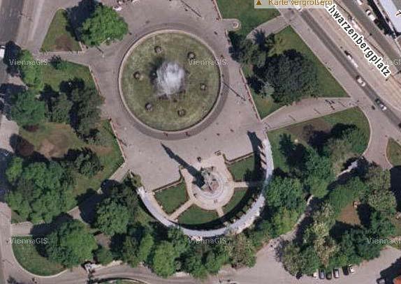 Jakub Stefan Markiewicz 3.1. Opis wykorzystywanych danych źródłowych Do rekonstrukcji i modelowania pomnika wykorzystano dane z różnych źródeł charakteryzujące się różną dokładnością.