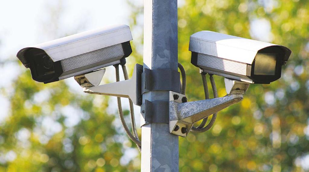 Kamery monitoringu Twój system bezpieczeństwa Użyj kamer, aby zapobiec kradzieżom To skuteczny sposób ochrony Twojej firmy przed kradzieżami.
