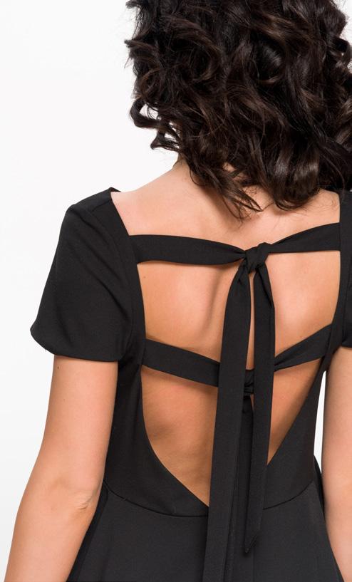 BLACK XS