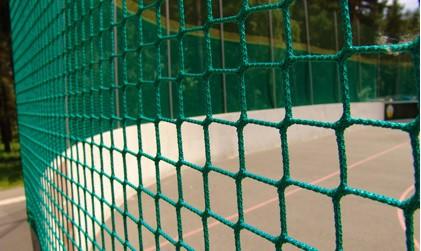 nasion traw. W miejscach rozbiórki istniejącej nawierzchni z asfaltu należy uzupełnić teren warstwą żyznej gleby od 3 do 15cm.