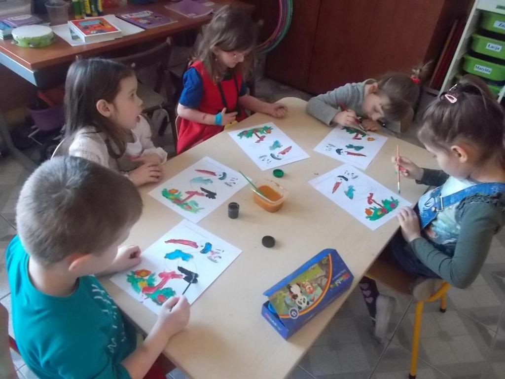 Przypomnieliśmy sobie nazwy ptaków, które przylatują do nas na wiosnę; zwierząt, które budzą się ze snu zimowego; roślin, które pierwsze pojawiają się w naszych ogrodach i lasach.