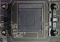 PGA Socket AM3+ Socket AM3+ zmodyfikowana wersja poprzednika (AM3) przygotowana z myślą o procesorach opartych o architekturę AMD Bulldozer.