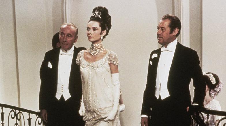 My Fair Lady Oscarowy musical z Audrey Hepburn i Rexem Harrisonem w rolach głównych. Londyn epoki edwardiańskiej. Specjalista od fonetyki, prof.
