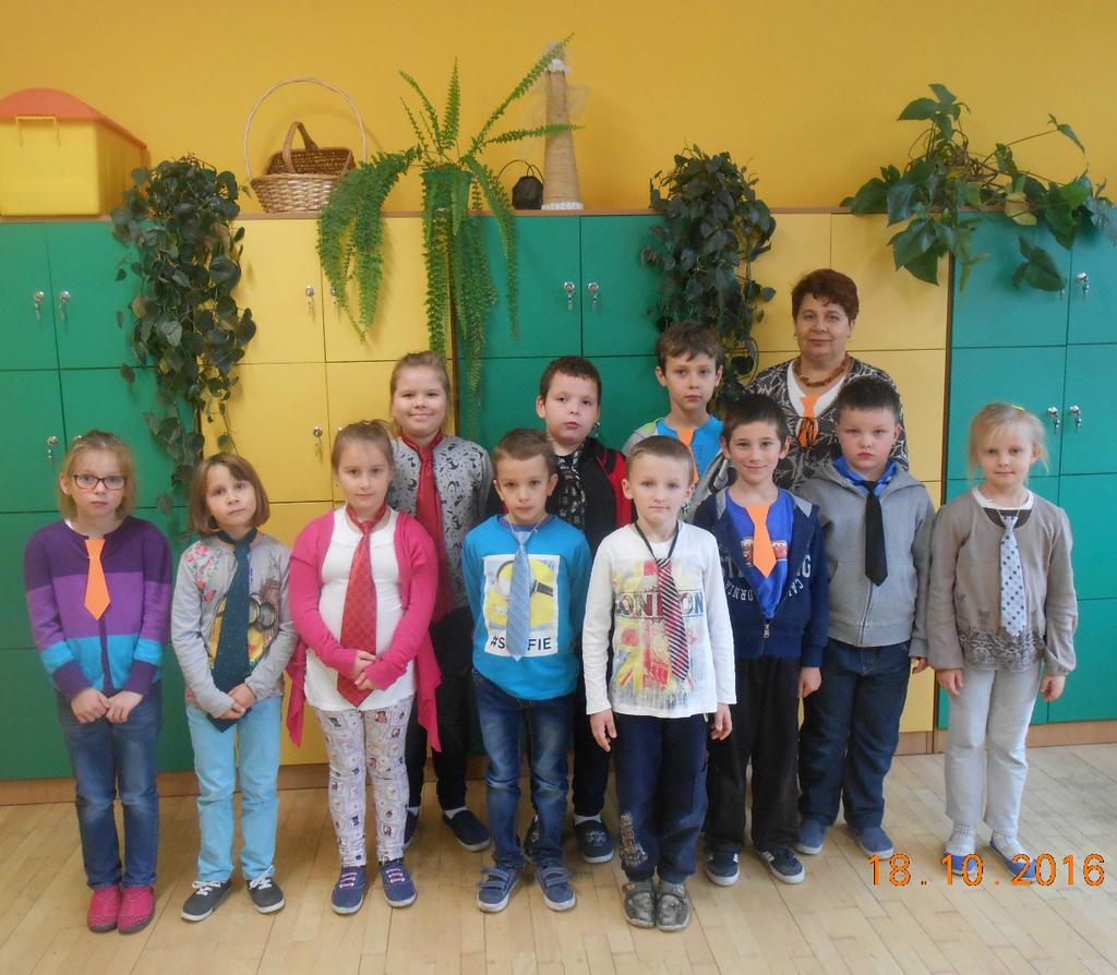 W drodze powrotnej nasi wycieczkowicze zatrzymali się w Kolbuszowej. W tamtejszym Skansenie przenieśli się do przełomu XIX i XX wieku.