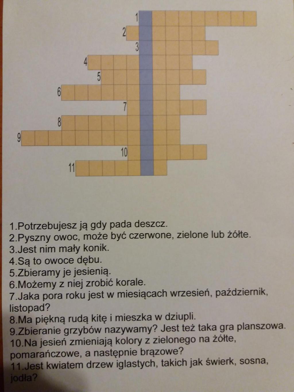 KRZYŻÓWKA Z NAGRODAMI Rozwiązania prosimy przynosić na karteczkach z imieniem i nazwiskiem oraz klasą do p. Agnieszki Synowiec (s.14) do 2. grudnia (tj. piątek).