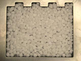Mocznik granulowany Piamon 33-S SKW Piesteritz (83008876) 3,86mm 0,73kg/l 0,67 15.0 39 600 A 1 720 1 24 600 1 34 500 17-1 193 16.0 39 600 A 1 720 1 23 600 1 33 500 17-1 193 18.