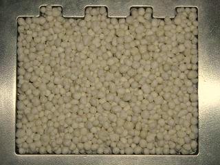 YaraMila NPK 20+6+11 (83010267) 3,34mm 1,12kg/l 1,22 15.0 46 720 A 1 720 1 17 500 1 27 400 22-5 193 16.0 46 720 A 1 720 1 17 500 1 27 400 23-5 193 18.0 46 720 A 1 720 1 16 600 1 26 500 23-5 193 20.