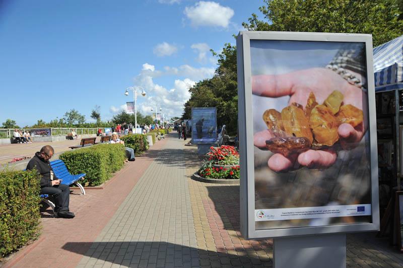 "Bursztynowe Ust(k)a - Quest" Główną atrakcją imprezy "Bursztynowa Ust(k)a- Quest" była gra miejska, która został oparta(opracowana) na podstawie powstałym w ramach projektu produkcie turystycznym "W