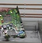 CZYSZCZENIE Eksploatacja elektroniki w warunkach przemysłowych wiąże się z narażeniem jej na brud, wilgoć i inne niebezpieczeństwa