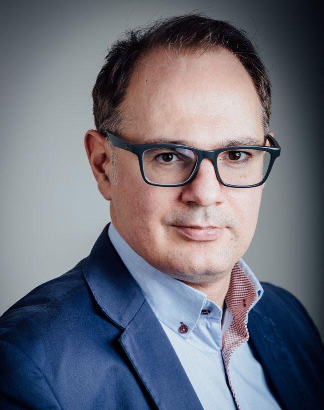 FAKTY VS MITY NA TEMAT DAWSTWA SZPIKU 14 W opinii publicznej pokutuje wiele mitów o idei dawstwa szpiku. Spróbujmy je rozwiać w rozmowie z ekspertem Dr Tigranem Torosianem Hematologiem.