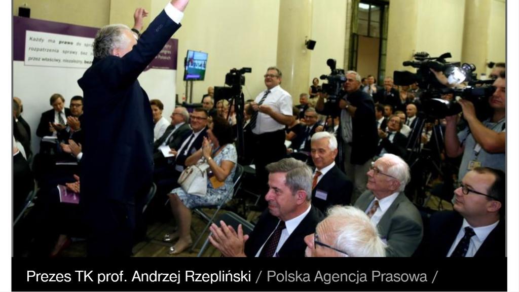 "Prezes Stowarzyszenia Sędziów Polskich "Iustitia" sędzia Krystian Markiewicz odczytał projekt uchwały, w której miano by zaapelować m.in.