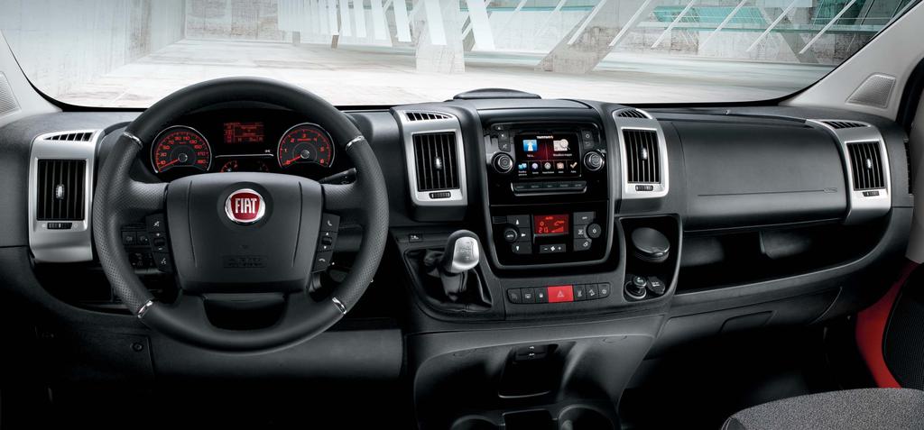 MULTIMEDIA RADIO BLUETOOTH RADIO UCONNECT NAV Każdy pracownik musi mieć prosty i efektywny dostęp do swoich narzędzi.