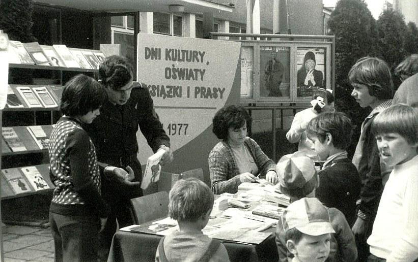 Kiermasz książek zorganizowany przez