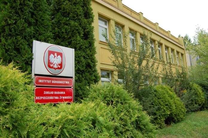 DZIAŁALNOŚĆ OGÓLNA ZAKŁADU: BADANIA POZOSTAŁOŚCI PESTYCYDÓW Statutowa udział w projektach