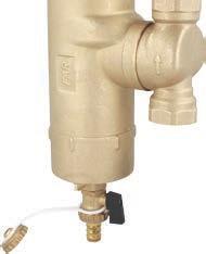 Separatory powietrza i zanieczyszczeń FAR ZASTOSOWANIE Separator powietrza i zanieczyszczeń montowany jest w instalacji centralnego ogrzewania.