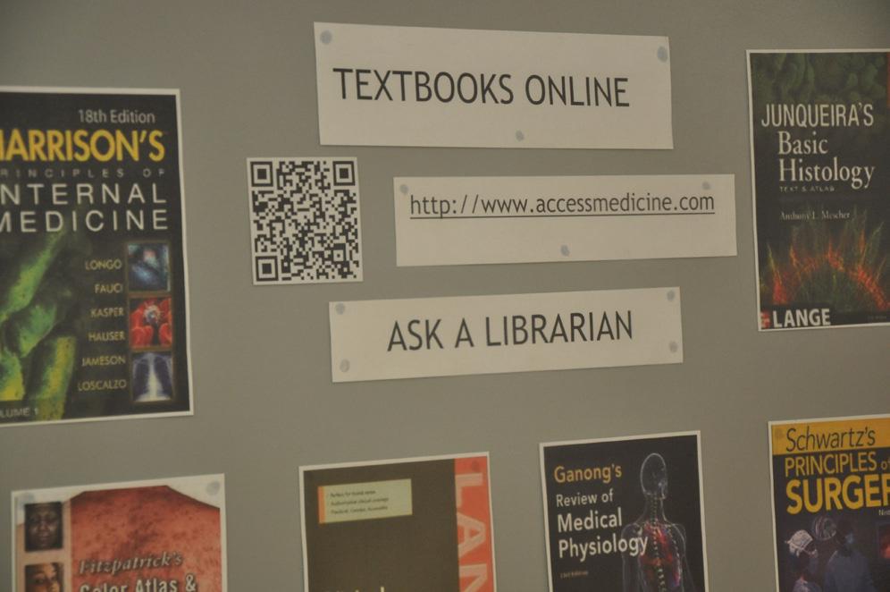 znacznie mniejsze niż np. w przypadku bibliotek publicznych, jednak w bibliotece PUM kody QR znalazły zastosowanie w tym zakresie. Na zakładkach dla studentów zawierających informacje nt.