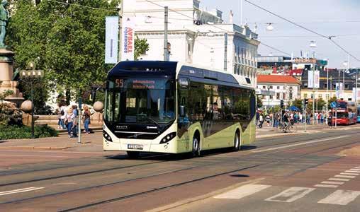 nych na rys. 2; zużywają o ponad 2% więcej energii trakcyjnej niż autobusy z silnikiem diesla (dane z badań Unii Europejskiej w 212 r.).