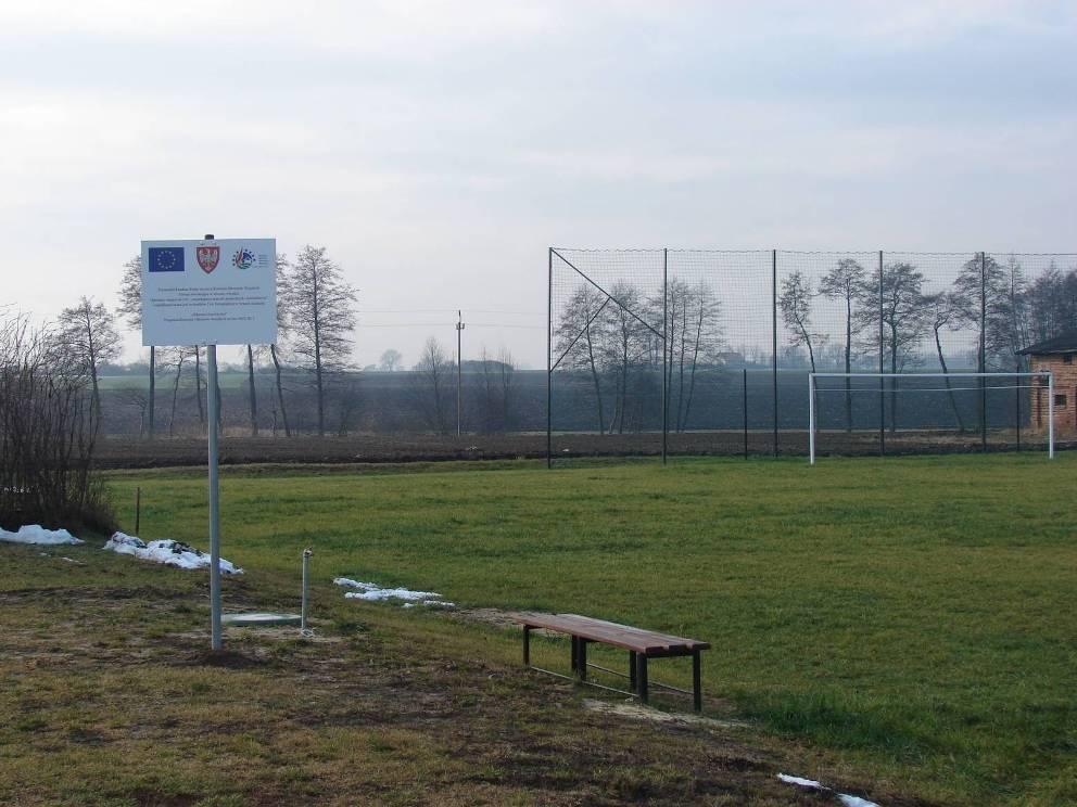 Rysunek 3. Boisko sportowe w Suchorzewie. Źródło: Urząd Miasta i Gminy w Pleszewie.