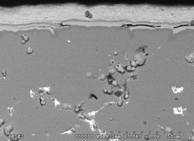 270 T R I B O L O G I A 5-2010 In Figure 7 the other types of fatigue cracks are presented. They are developing in so called dam layer (or interlayer) Ni between soft and main alloys of the lining.