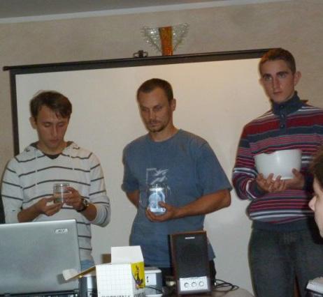 Poprzez szereg ciekawych konferencji, spotkania w grupach, modlitwę, a przede wszystkim wspólnie