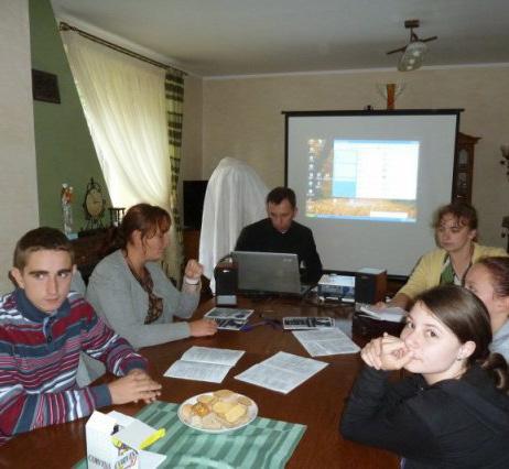 Najbardziej jednak poruszającym dla każdego momentem był widok krzyża, do którego przybiliśmy gwoźdźmi kartki z naszymi najcięższymi grzechami.