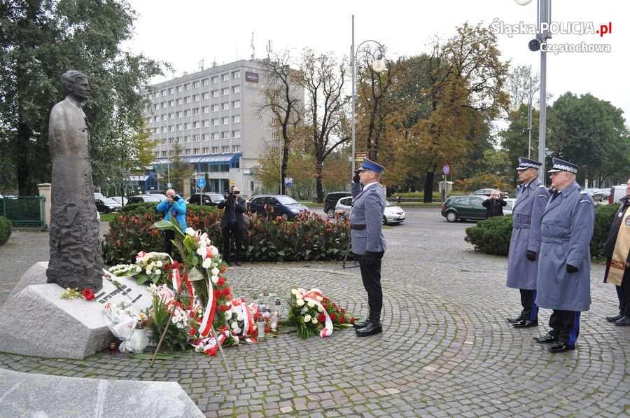 Błaszczaka. W imieniu Prezydenta RP list do policjantów i pracowników Policji skierował szef Biura Bezpieczeństwa narodowego Paweł Soloch. List nadinsp.